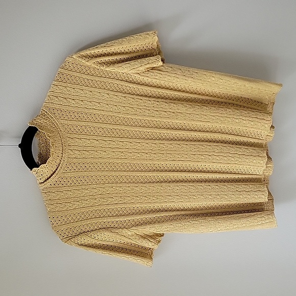 ST JOHN Collection Cable Knit Short Sleeve Sweater in Gold metallic - Picture 1 of 8